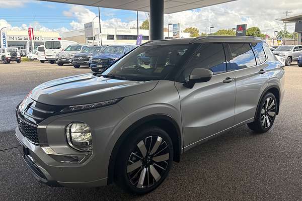 2025 Mitsubishi Outlander Exceed ZM