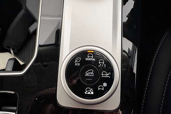 2025 Mitsubishi Outlander Exceed ZM