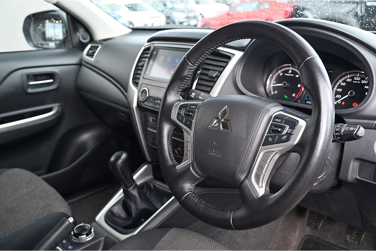 2022 Mitsubishi Triton GLS MR 4X4