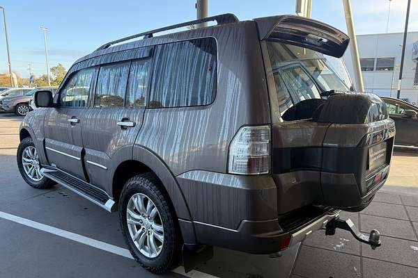 2014 Mitsubishi Pajero Exceed NX