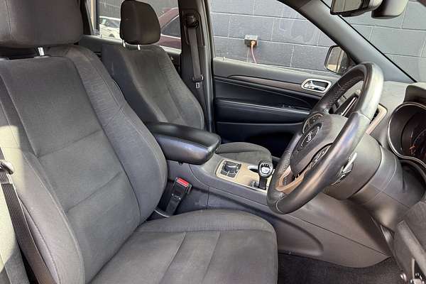 2013 Jeep Grand Cherokee Laredo WK