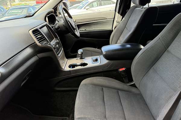 2013 Jeep Grand Cherokee Laredo WK