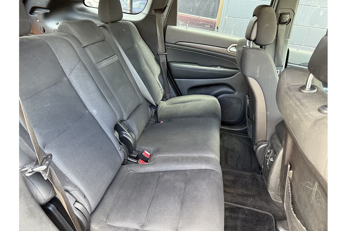 2013 Jeep Grand Cherokee Laredo WK