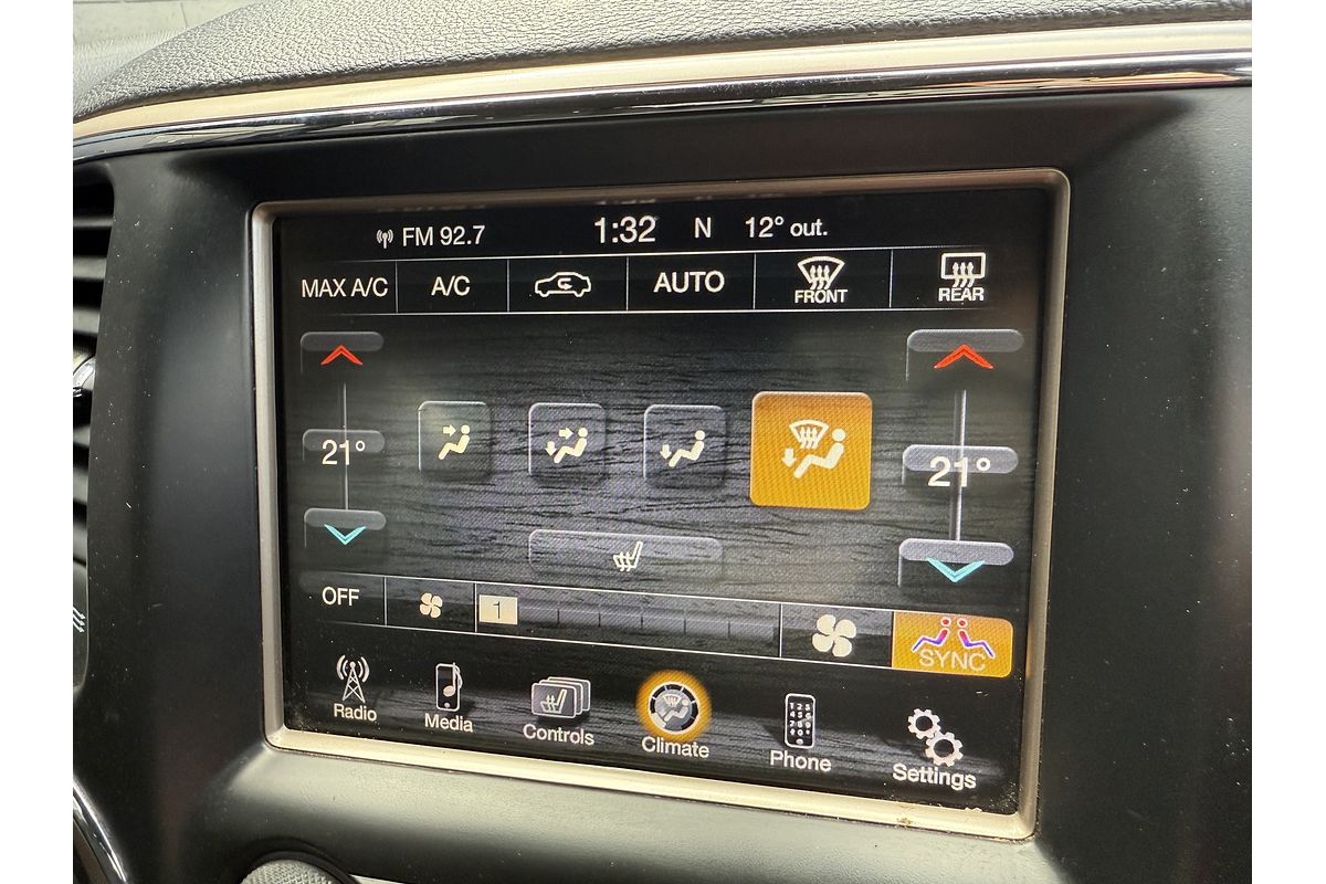 2013 Jeep Grand Cherokee Laredo WK