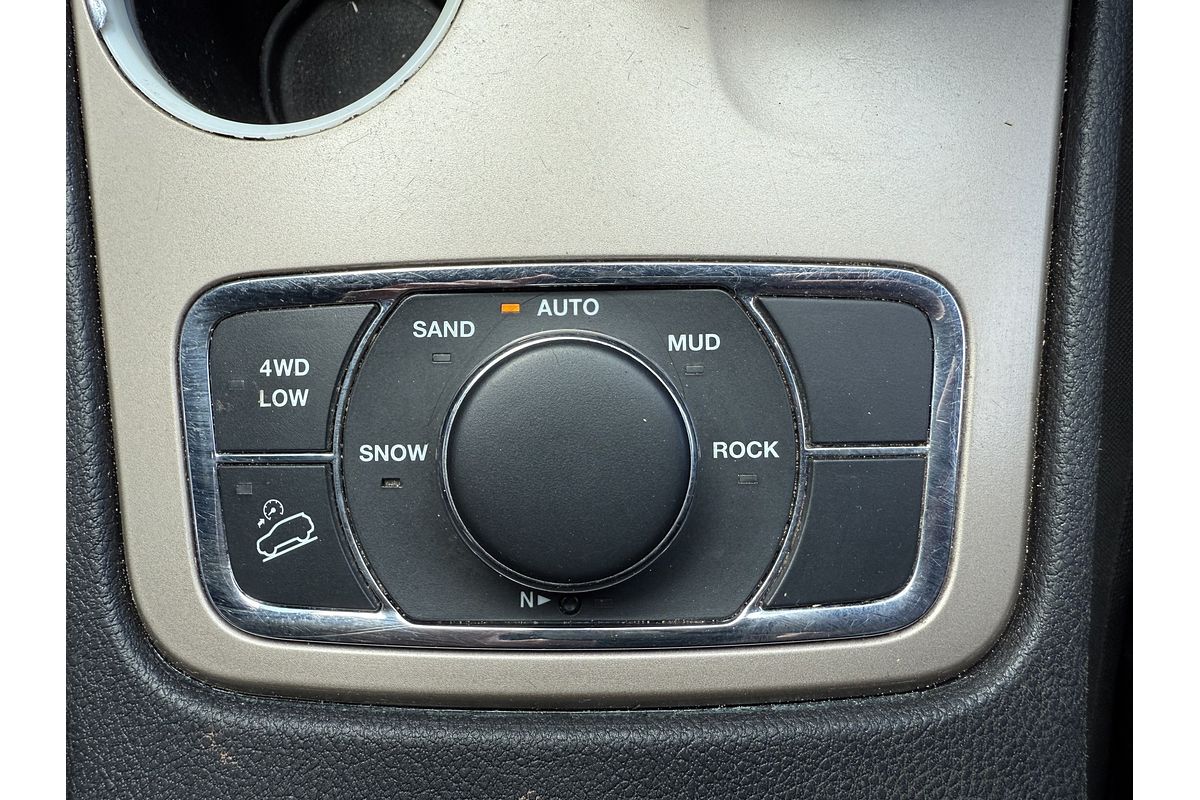 2013 Jeep Grand Cherokee Laredo WK