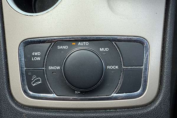 2013 Jeep Grand Cherokee Laredo WK