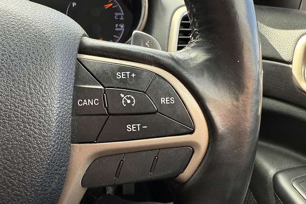 2013 Jeep Grand Cherokee Laredo WK