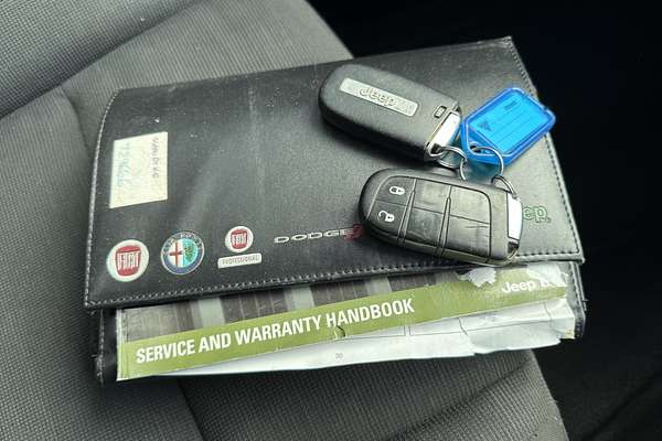 2013 Jeep Grand Cherokee Laredo WK