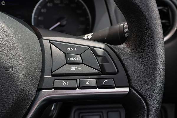 2025 Nissan Navara SL D23 4X4