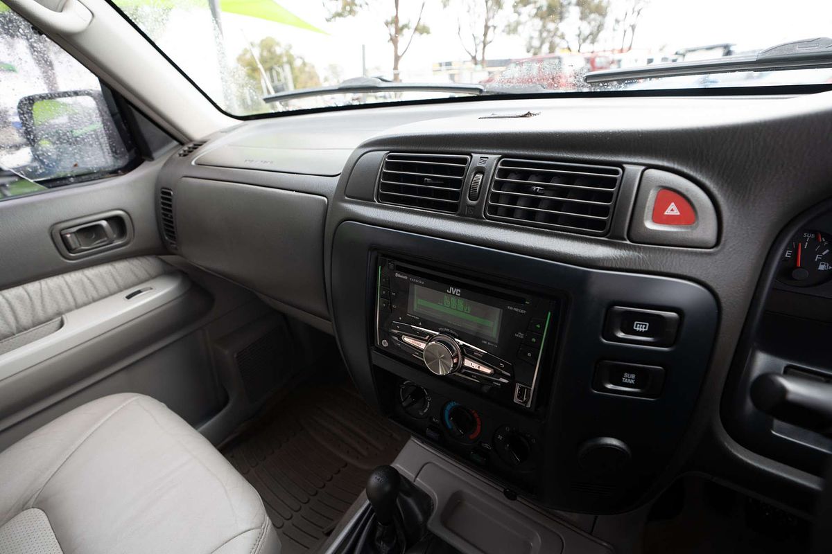 2003 Nissan Patrol ST-L GU III