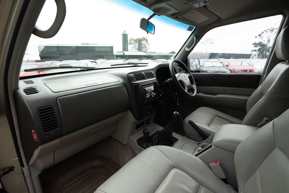 2003 Nissan Patrol ST-L GU III