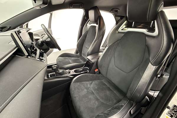 2020 Toyota Corolla ZR MZEA12R