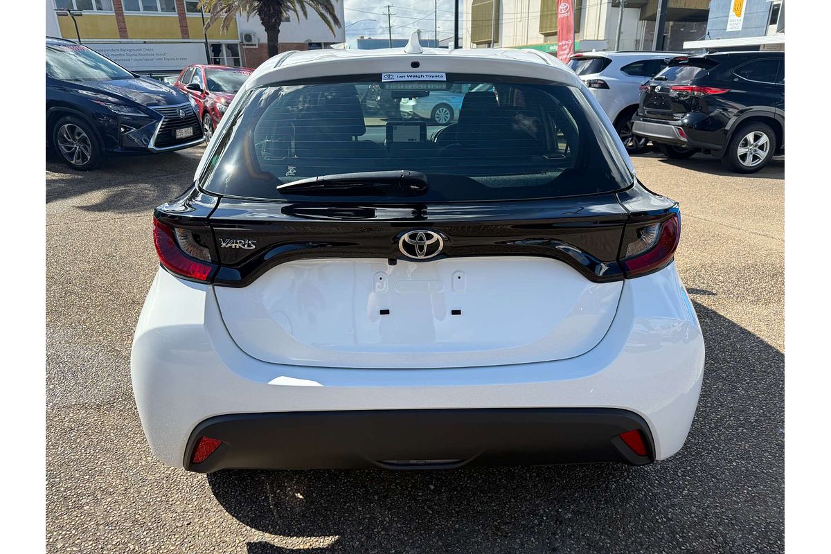 2024 Toyota Yaris Ascent Sport MXPA10R
