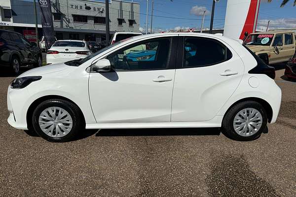 2024 Toyota Yaris Ascent Sport MXPA10R