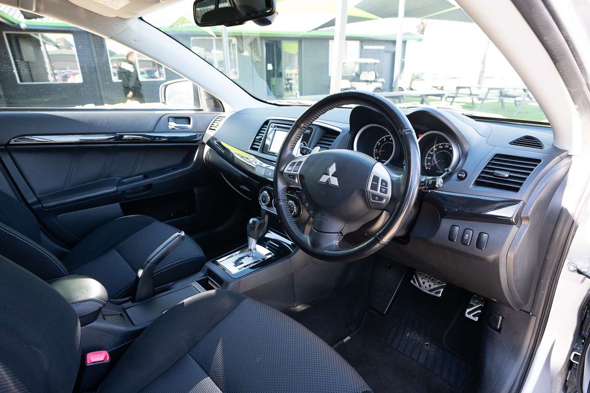 2014 Mitsubishi Lancer ES CJ