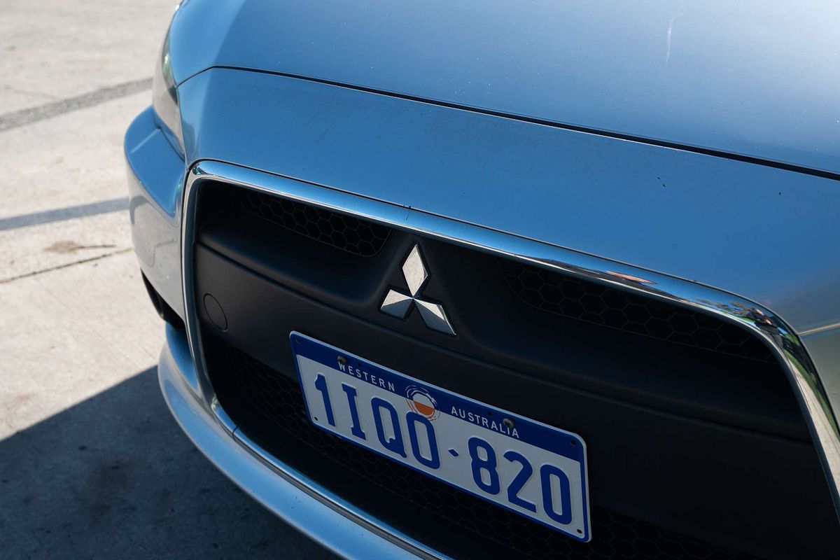 2014 Mitsubishi Lancer ES CJ