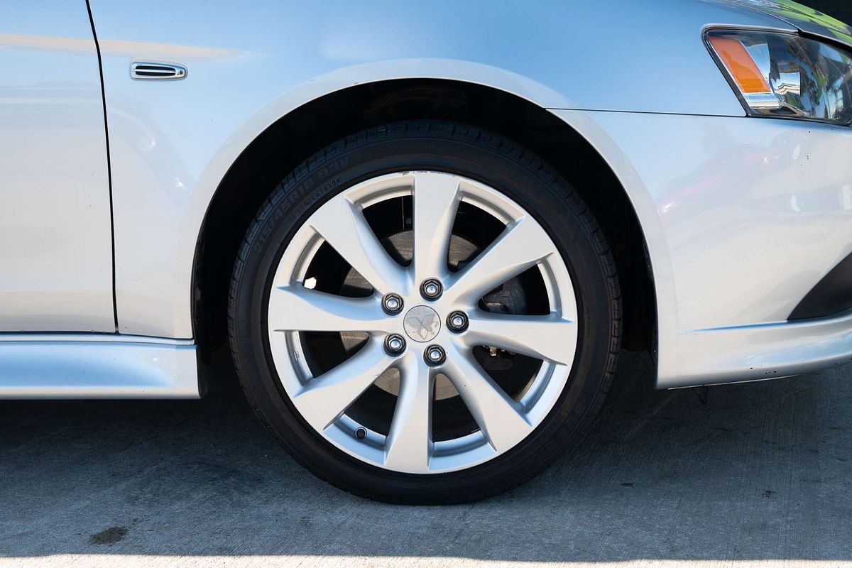 2014 Mitsubishi Lancer ES CJ