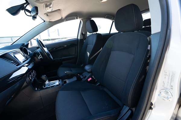 2014 Mitsubishi Lancer ES CJ
