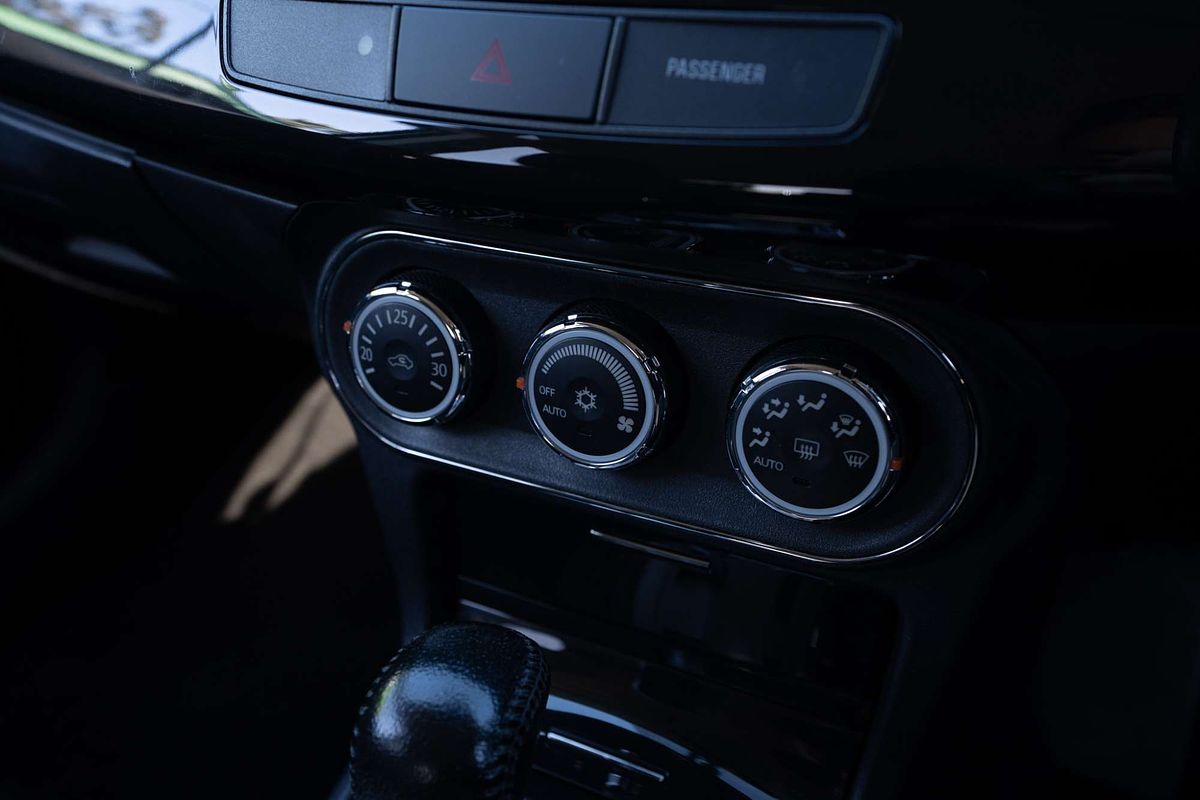 2014 Mitsubishi Lancer ES CJ