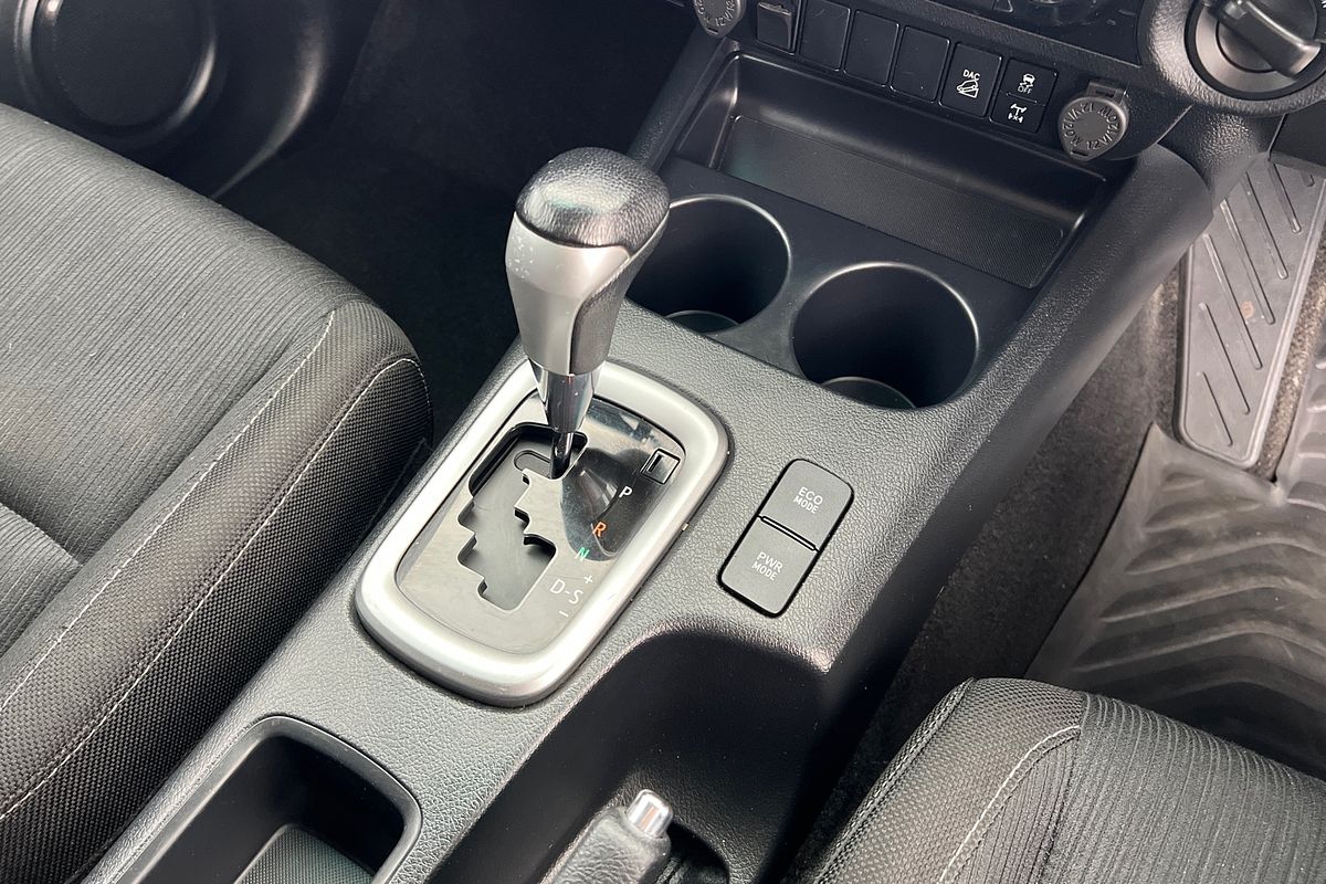 2021 Toyota Hilux SR5 GUN126R 4X4