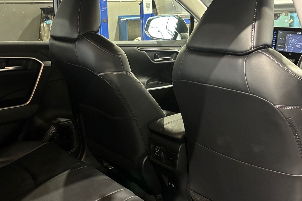 2020 Toyota RAV4 Cruiser AXAH52R