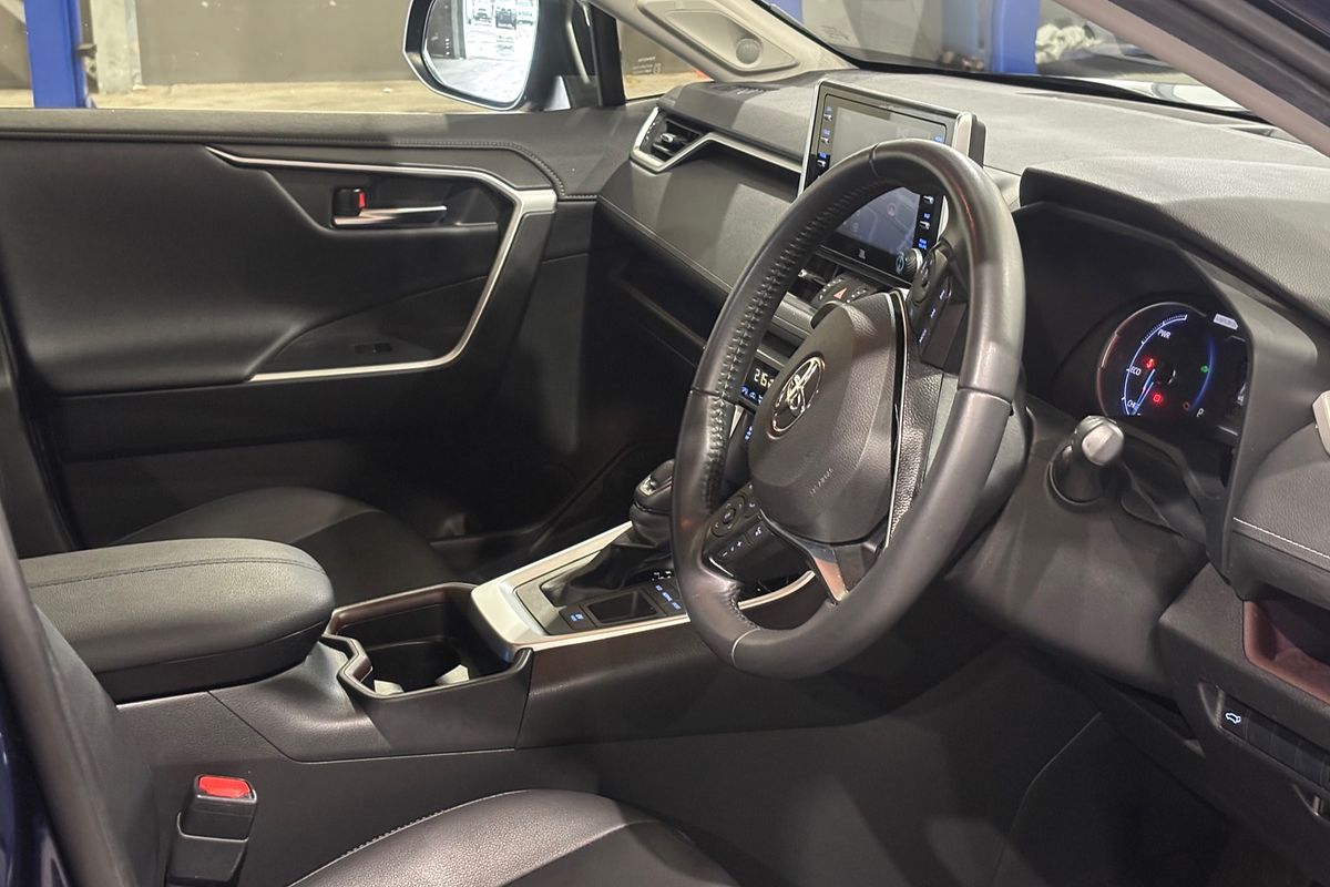 2020 Toyota RAV4 Cruiser AXAH52R