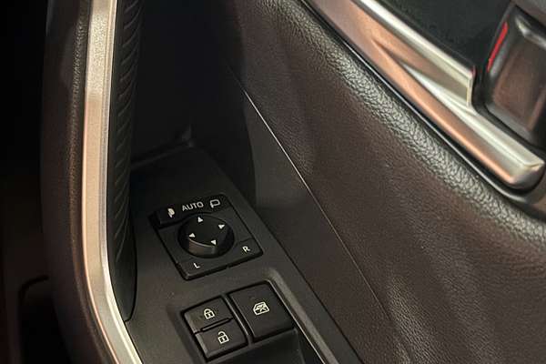 2020 Toyota RAV4 Cruiser AXAH52R