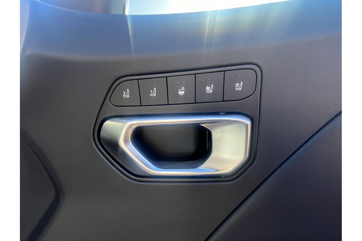 2025 Kia K4 GT-Line CL4m