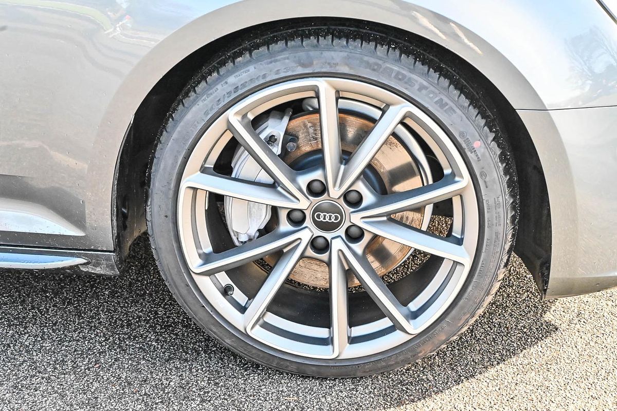 2016 Audi A4 sport B9