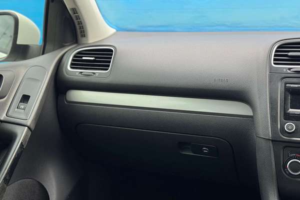 2011 Volkswagen Golf 90TSI Trendline VI
