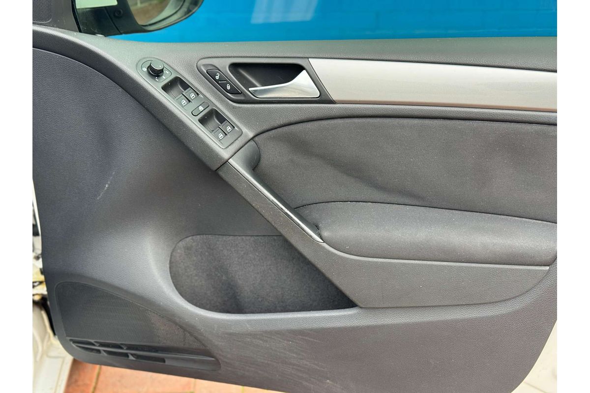 2011 Volkswagen Golf 90TSI Trendline VI
