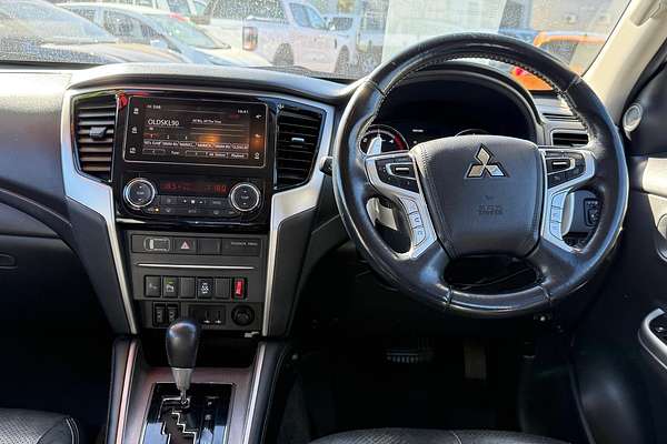2021 Mitsubishi Triton GSR MR 4X4