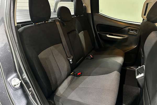 2019 Mitsubishi Triton GLS MR 4X4