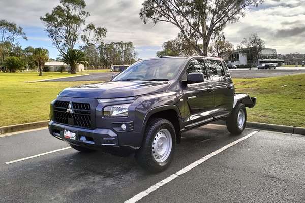 2025 Mitsubishi Triton GLX MV 4X4