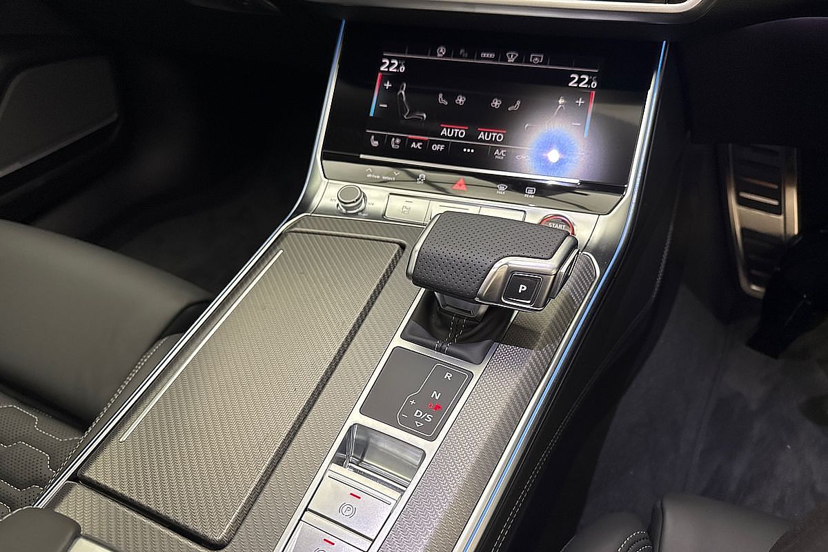 2024 Audi RS6 Performance C8