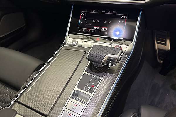 2024 Audi RS6 Performance C8