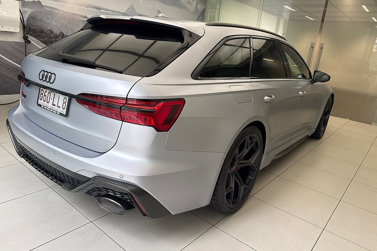 2024 Audi RS6 Performance C8
