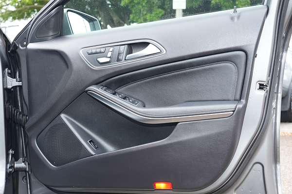 2019 Mercedes-Benz GLA-Class GLA180 X156