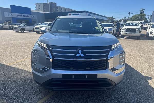 2025 Mitsubishi Outlander ES ZM