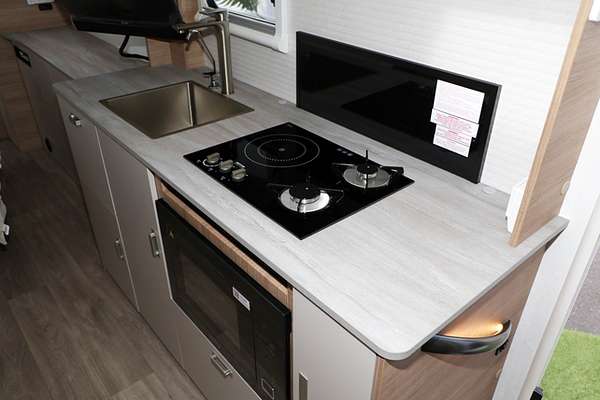 2025 Jayco SIGNATURE MOTORHOME IV.25-5B.SG-MY25