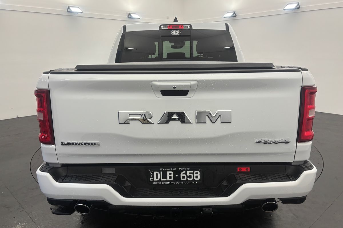 2025 RAM 1500 Laramie Sport Hurricane SO RamBox DT 4X4 SWB
