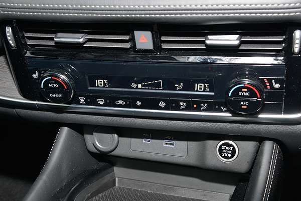 2024 Nissan X-TRAIL ST-L T33