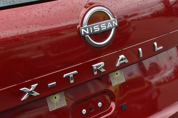 2024 Nissan X-TRAIL ST-L T33