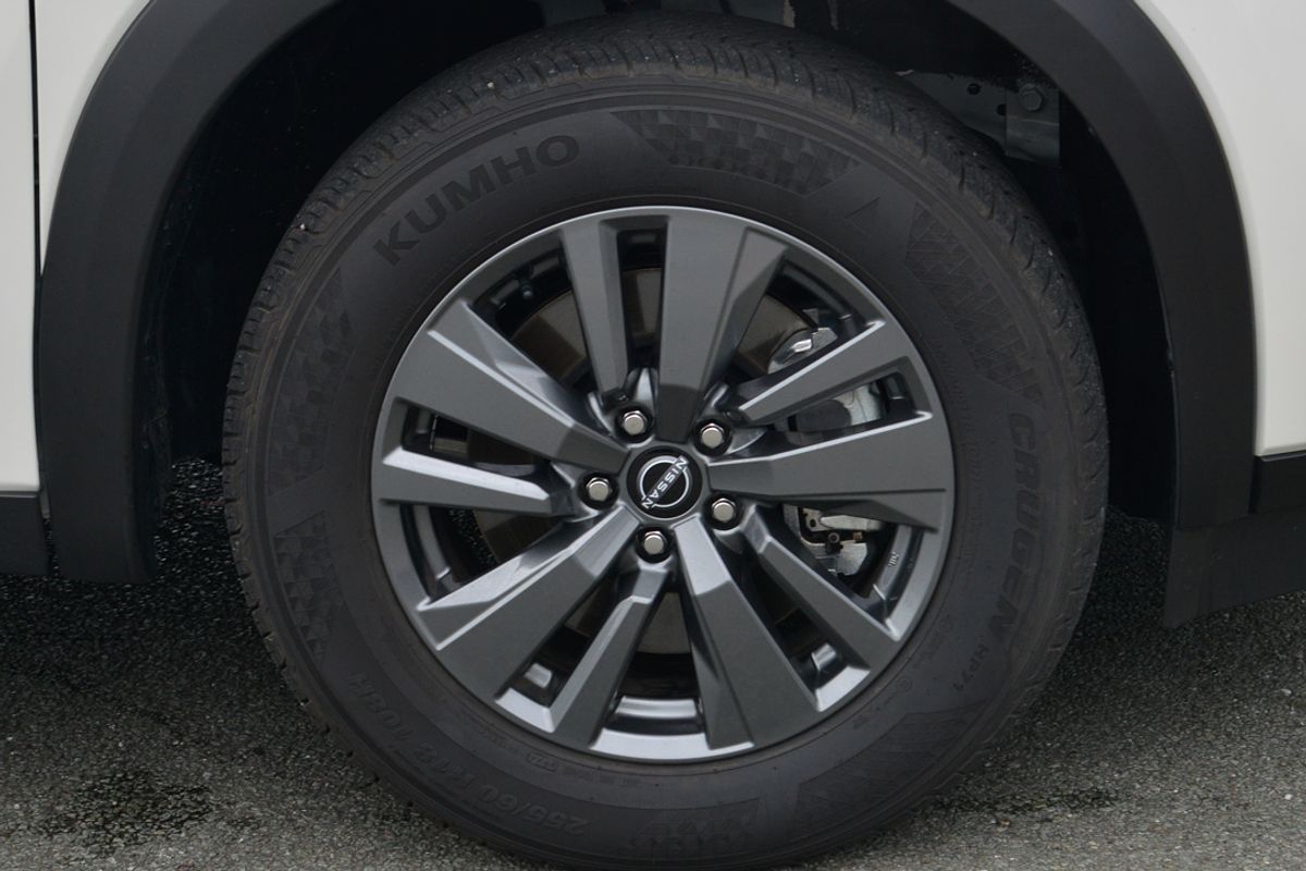 2024 Nissan Pathfinder ST-L R53