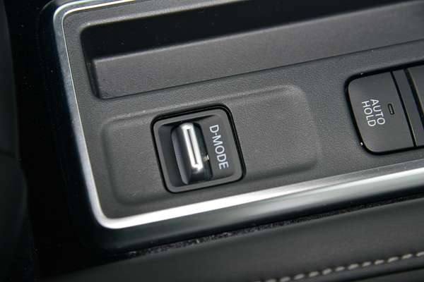 2024 Nissan Pathfinder ST-L R53