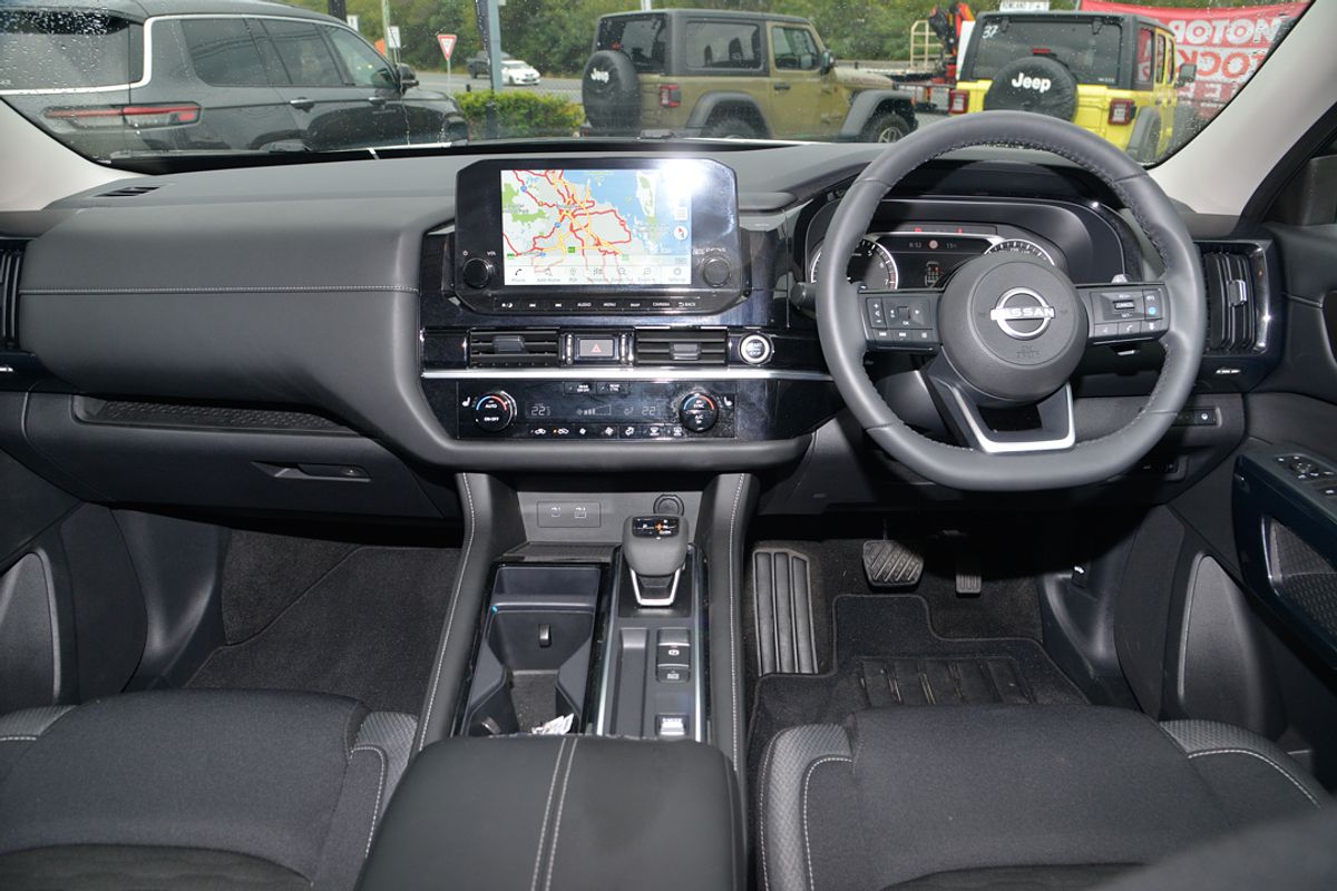 2024 Nissan Pathfinder ST-L R53