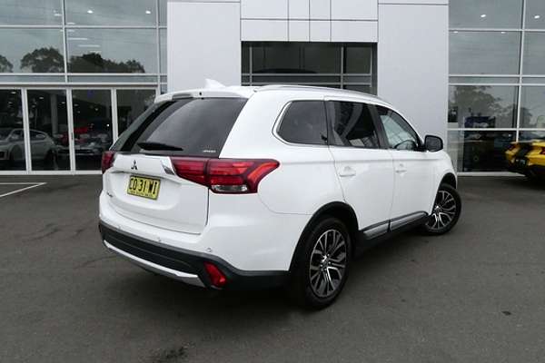 2016 Mitsubishi Outlander LS Safety Pack ZK