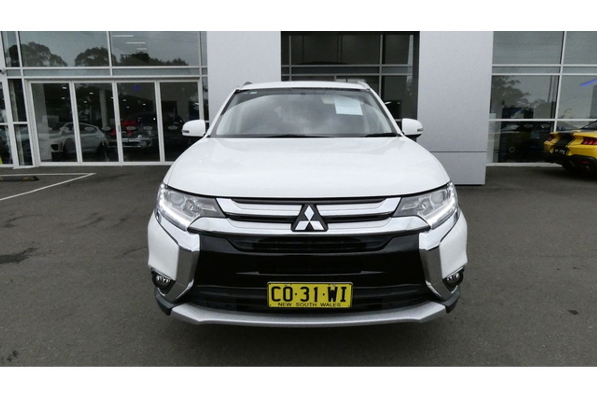 2016 Mitsubishi Outlander LS Safety Pack ZK