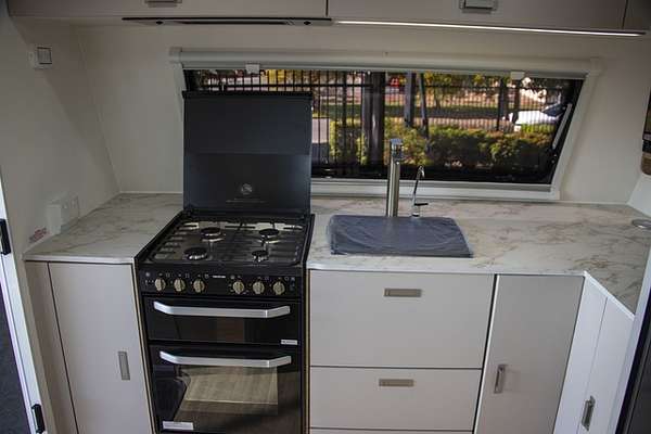 2025 Jayco SILVERLINE CARAVAN 21.65-4.OB.SL-MY25