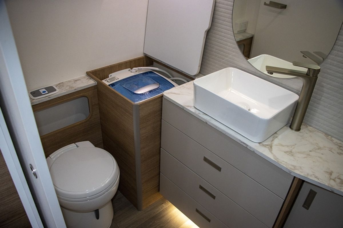 2025 Jayco SILVERLINE CARAVAN 21.65-4.OB.SL-MY25